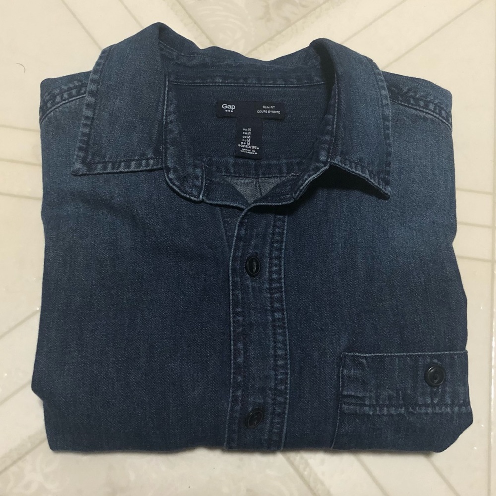 Old Navy Slim Fit Button Down